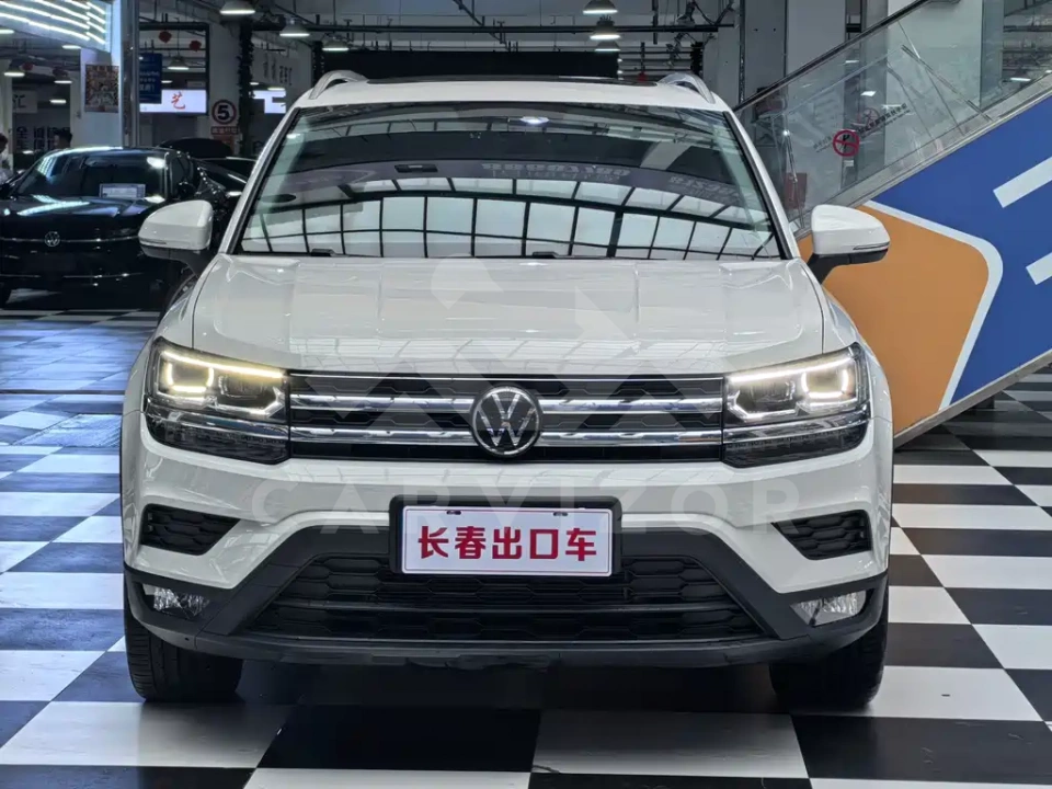 Volkswagen Tharu