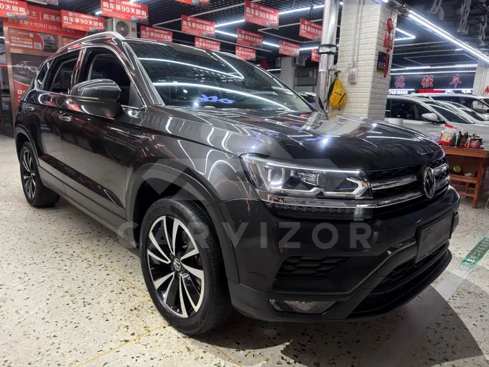 Volkswagen Tharu