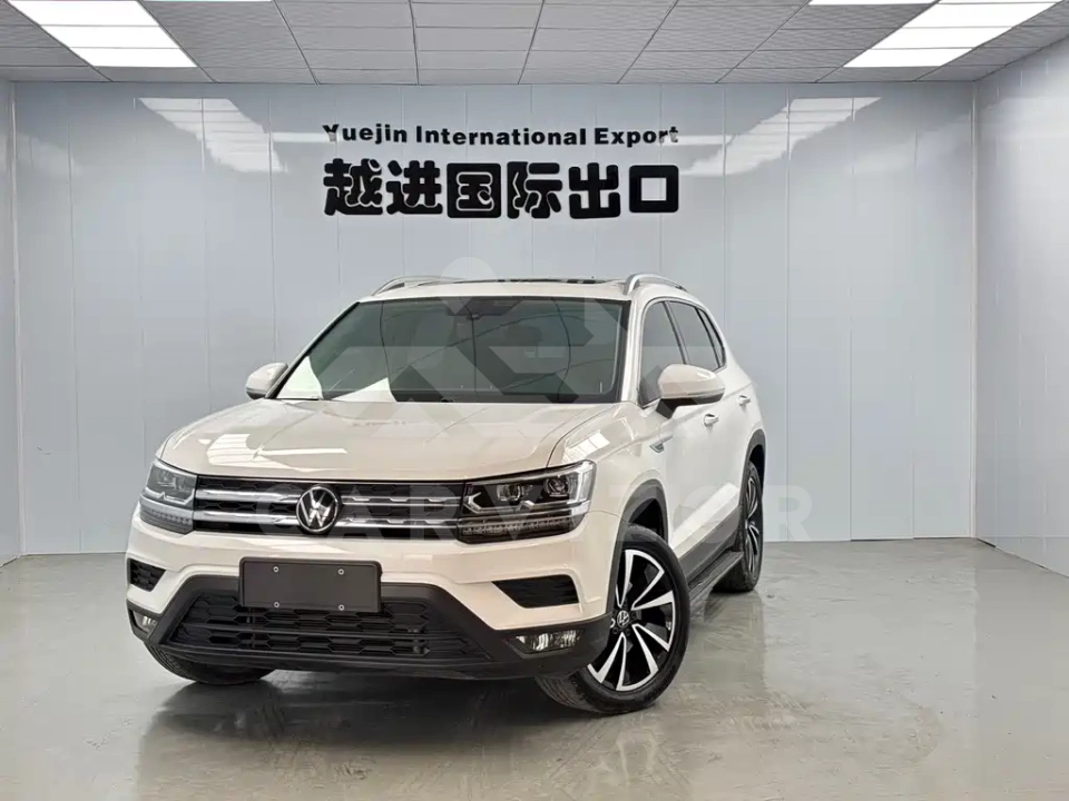 Volkswagen Tharu