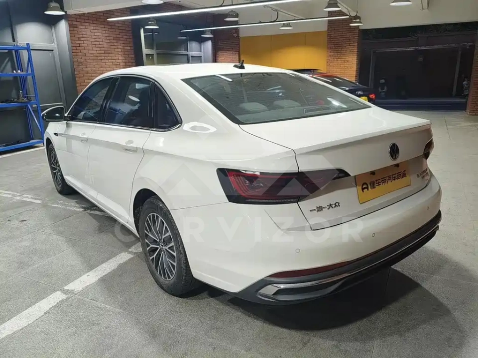 Volkswagen Sagitar