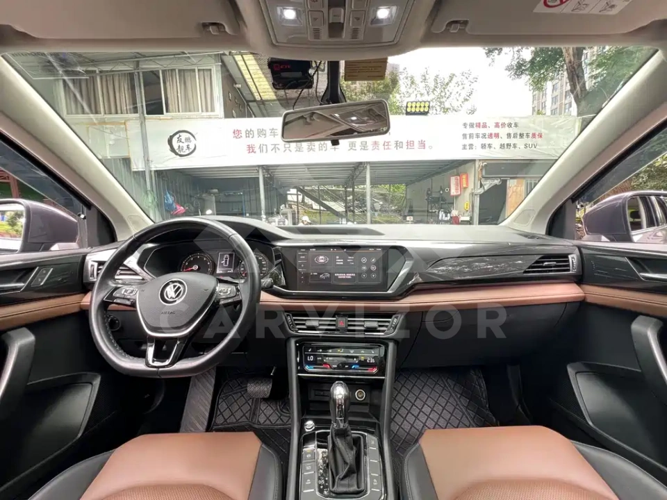 Volkswagen Tharu