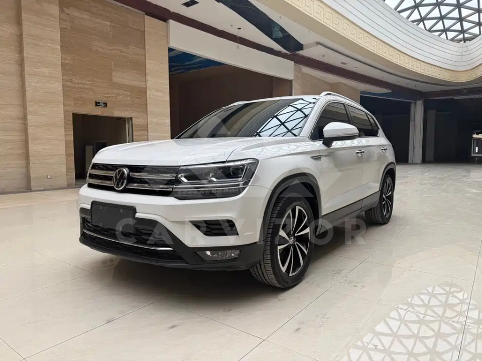 Volkswagen Tharu