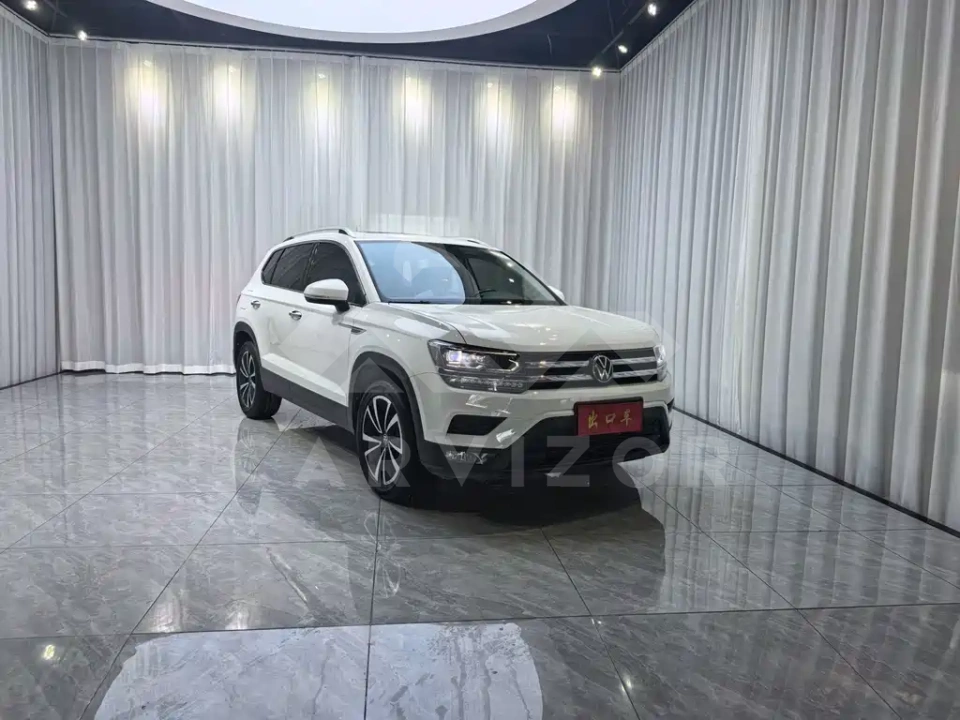 Volkswagen Tharu