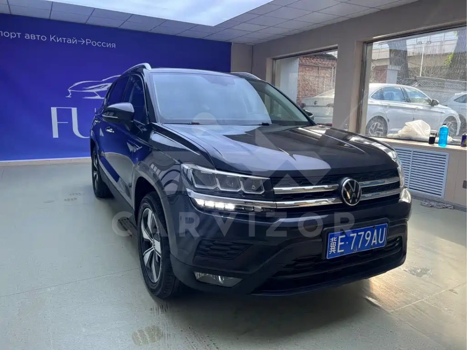Volkswagen Tharu