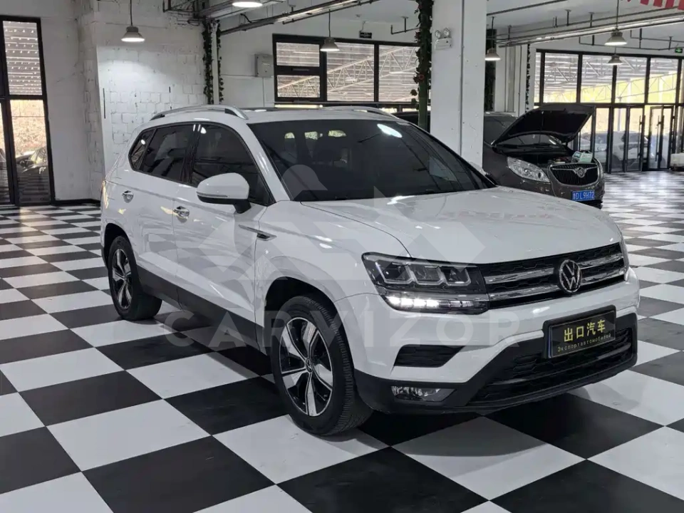 Volkswagen Tharu