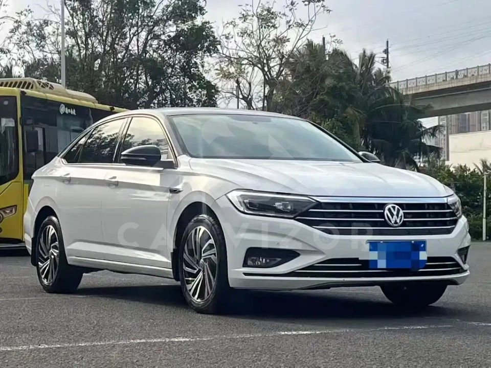 Volkswagen Sagitar
