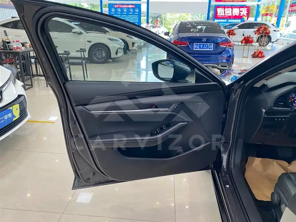 Mazda 3 Axela