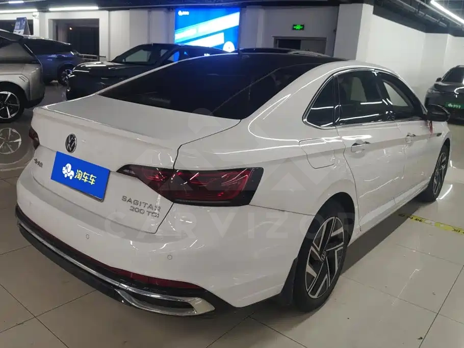 Volkswagen Sagitar