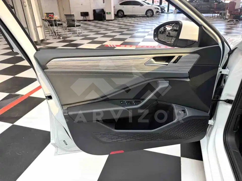 Volkswagen Sagitar