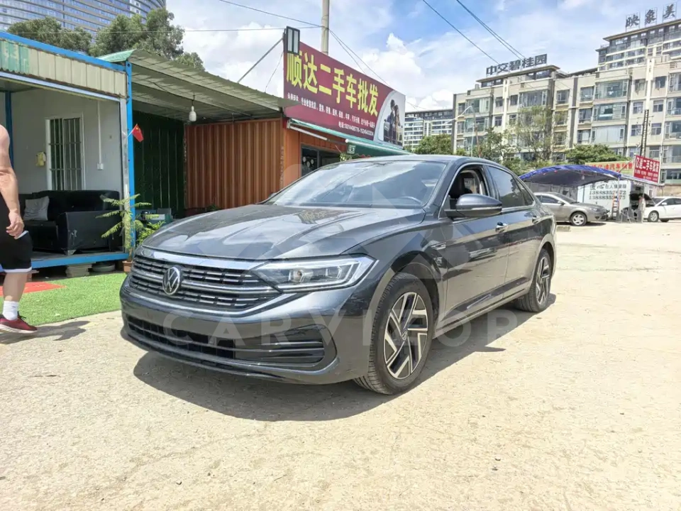 Volkswagen Sagitar