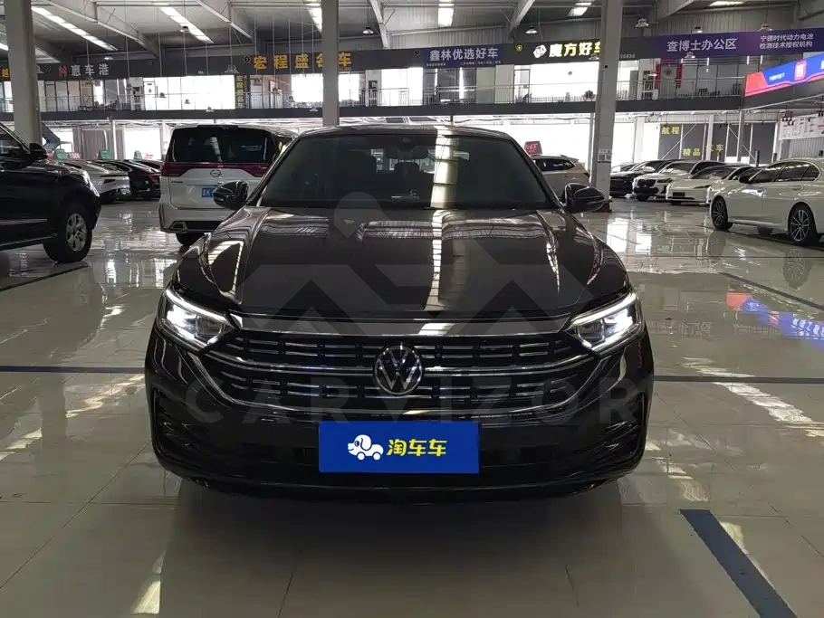 Volkswagen Sagitar