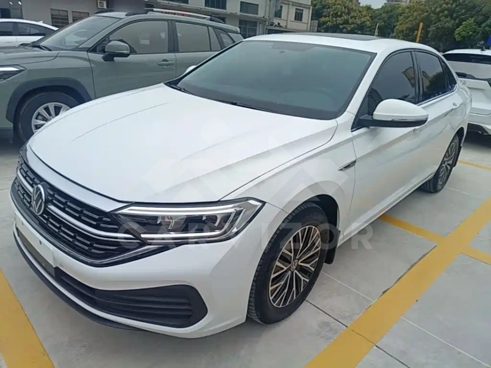 Volkswagen Sagitar