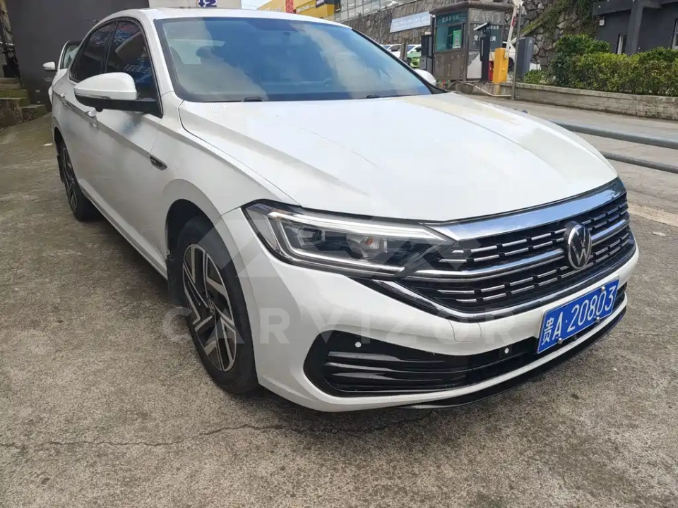 Volkswagen Sagitar