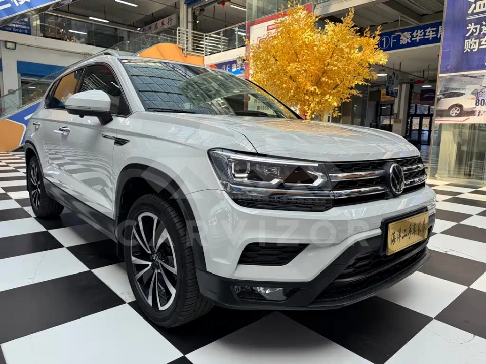 Volkswagen Tharu