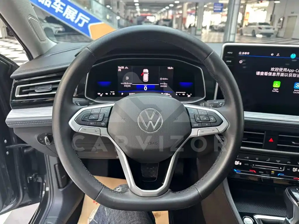 Volkswagen Sagitar