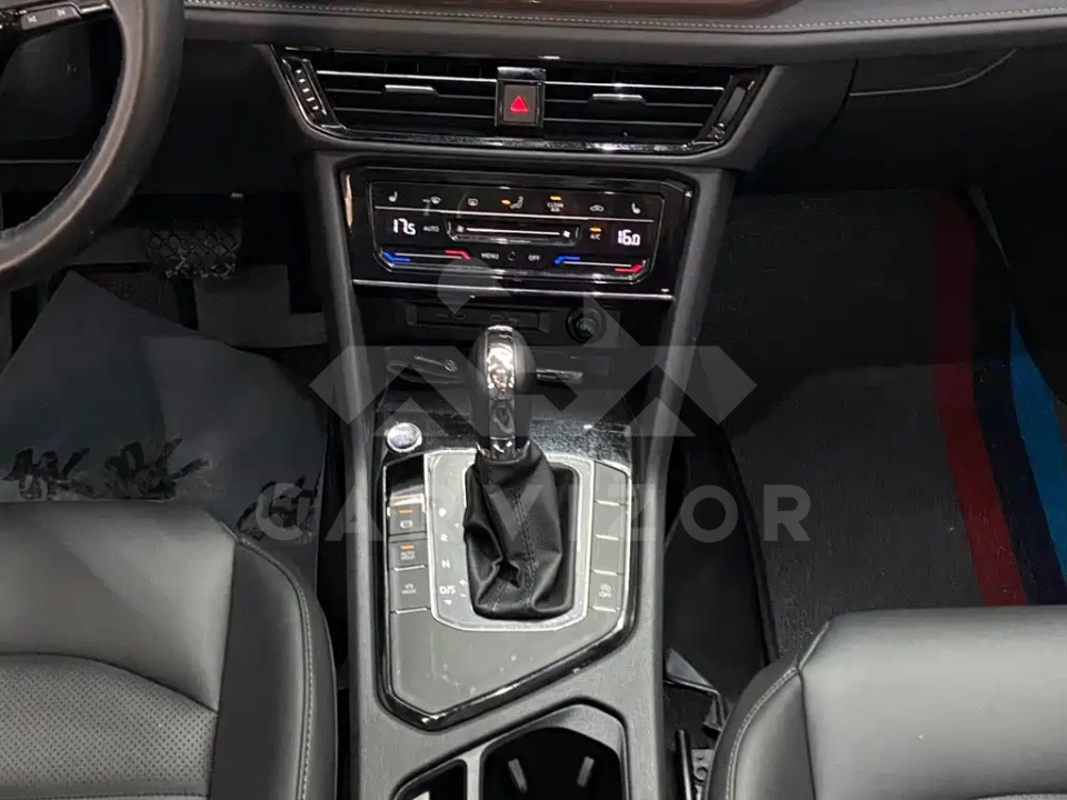Volkswagen Tharu