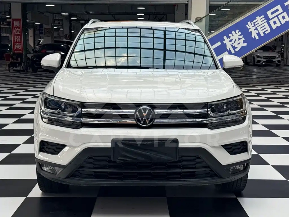 Volkswagen Tharu