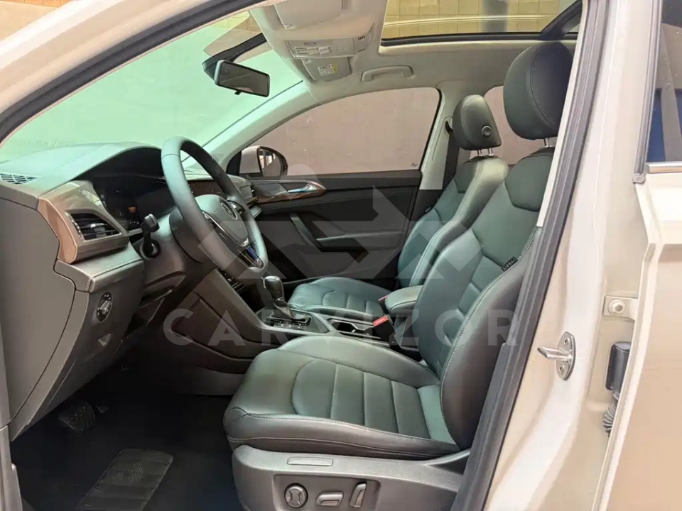 Volkswagen Tharu