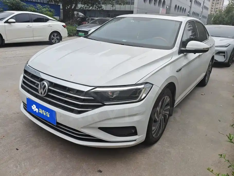 Volkswagen Sagitar