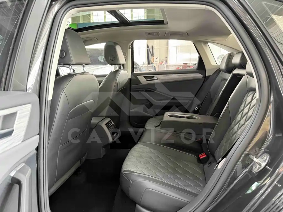 Volkswagen Sagitar