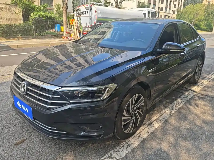Volkswagen Sagitar