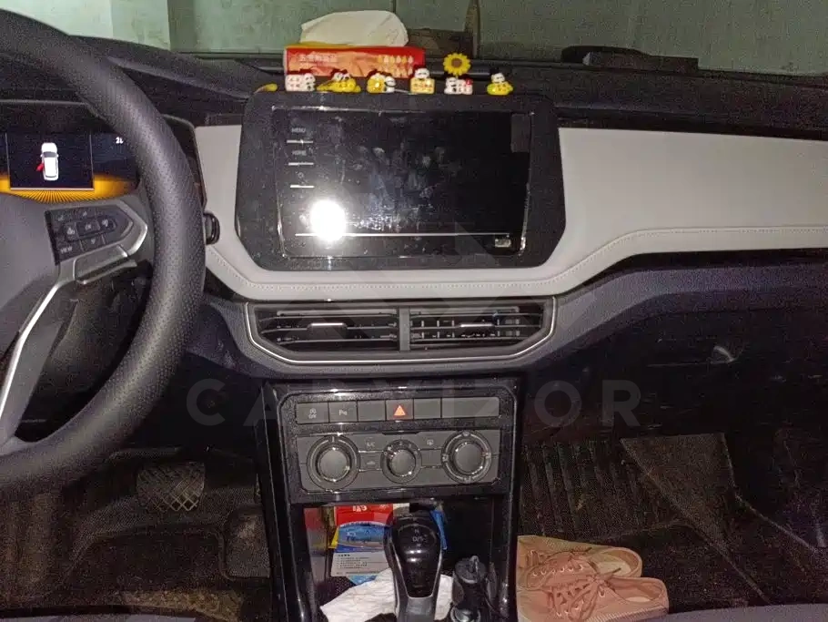 Volkswagen Tharu