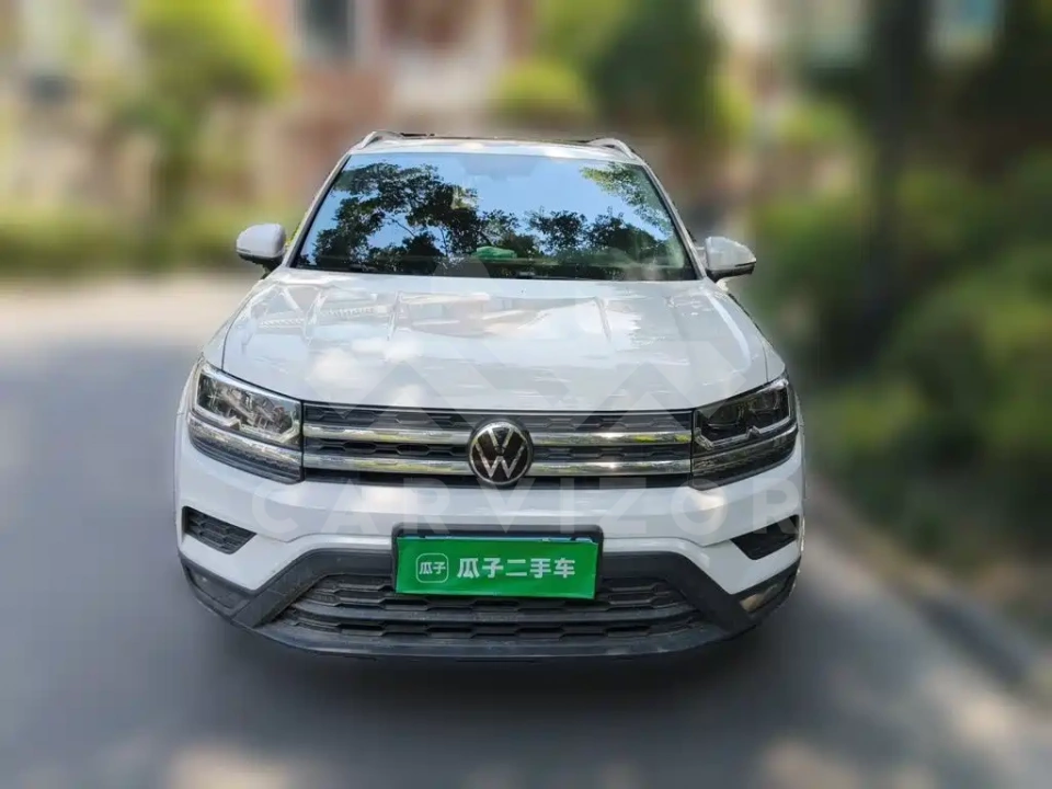 Volkswagen Tharu