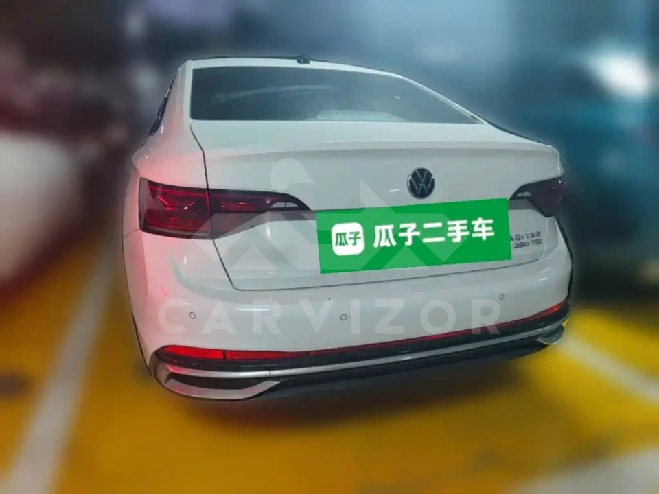 Volkswagen Sagitar