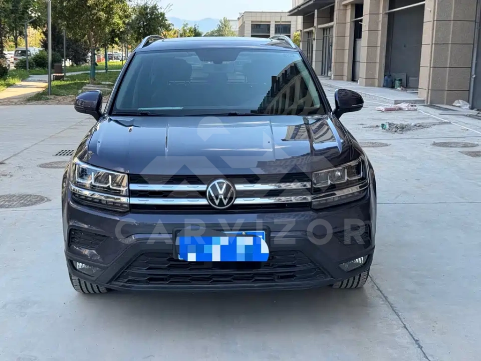 Volkswagen Tharu