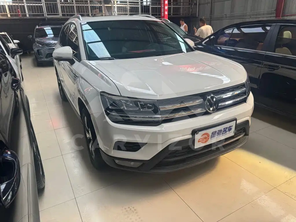 Volkswagen Tharu