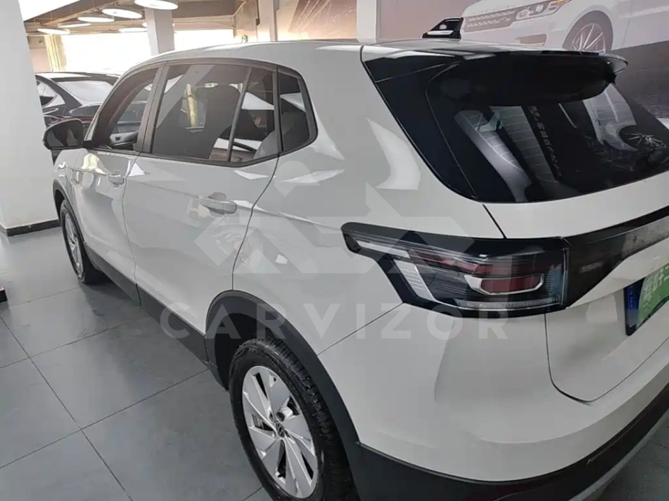 Volkswagen Tharu