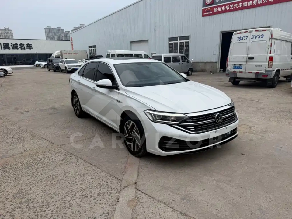 Volkswagen Sagitar