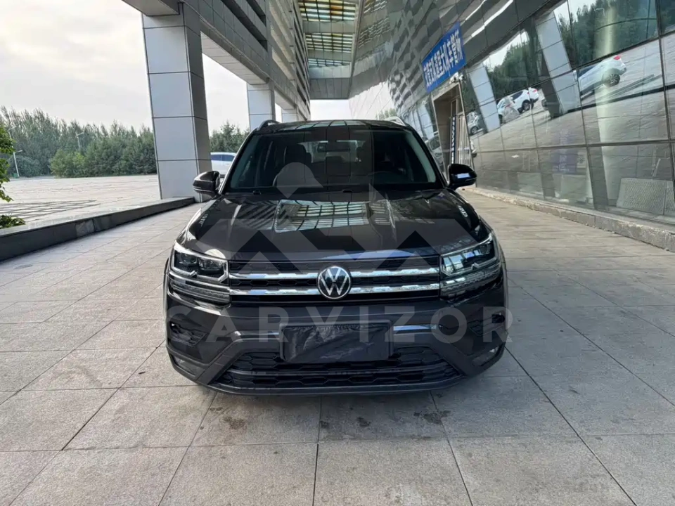 Volkswagen Tharu