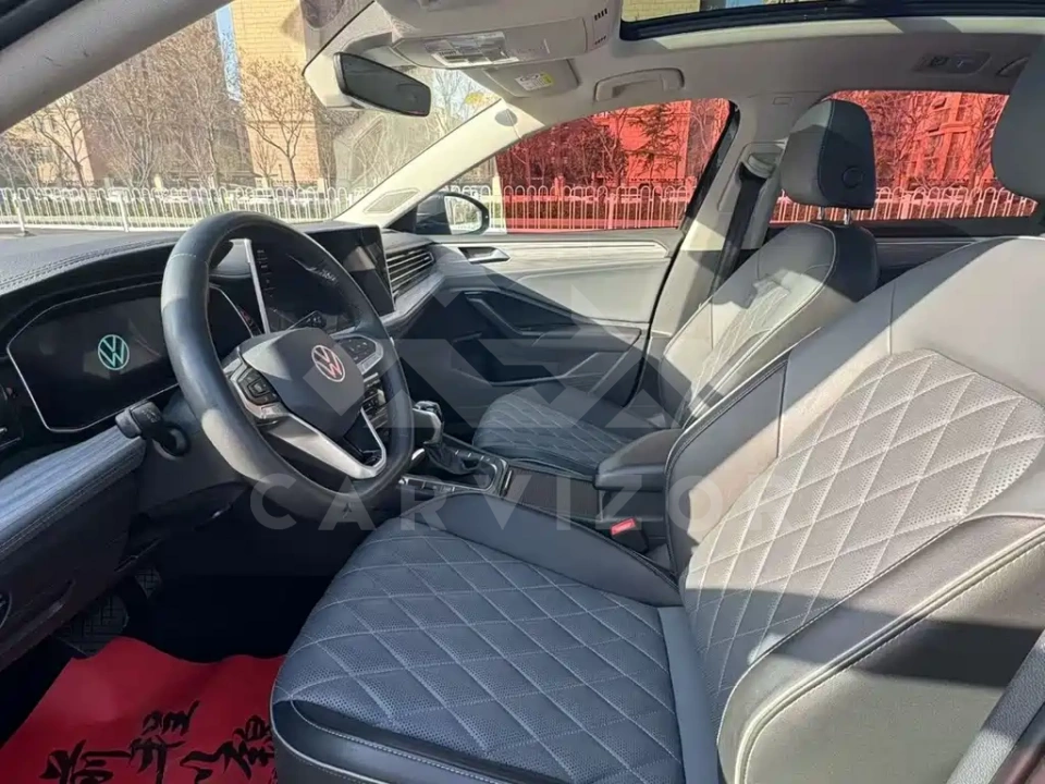 Volkswagen Sagitar