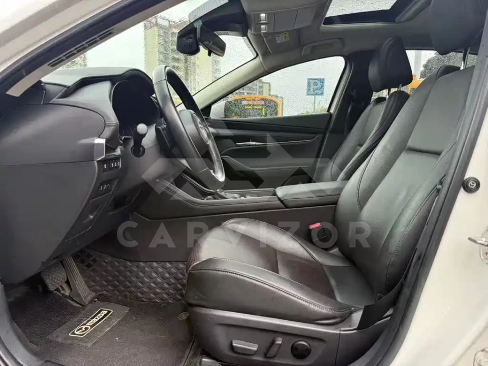 Mazda 3 Axela