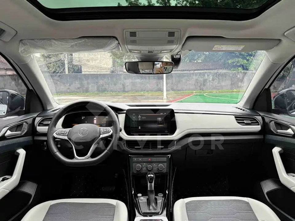 Volkswagen Tharu