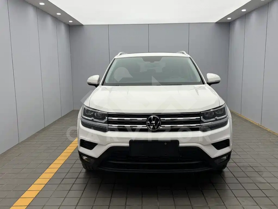 Volkswagen Tharu