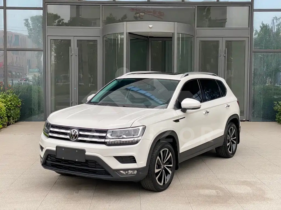 Volkswagen Tharu