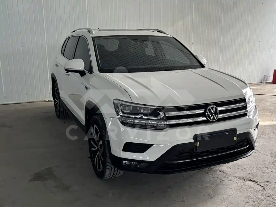 Volkswagen Tharu