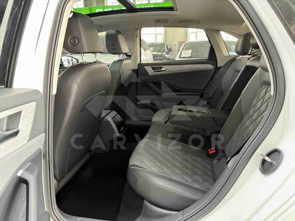 Volkswagen Sagitar