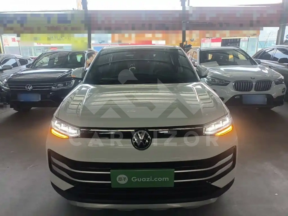 Volkswagen Tharu