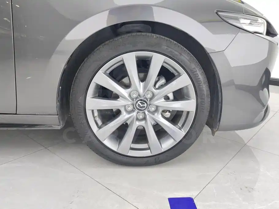 Mazda 3 Axela