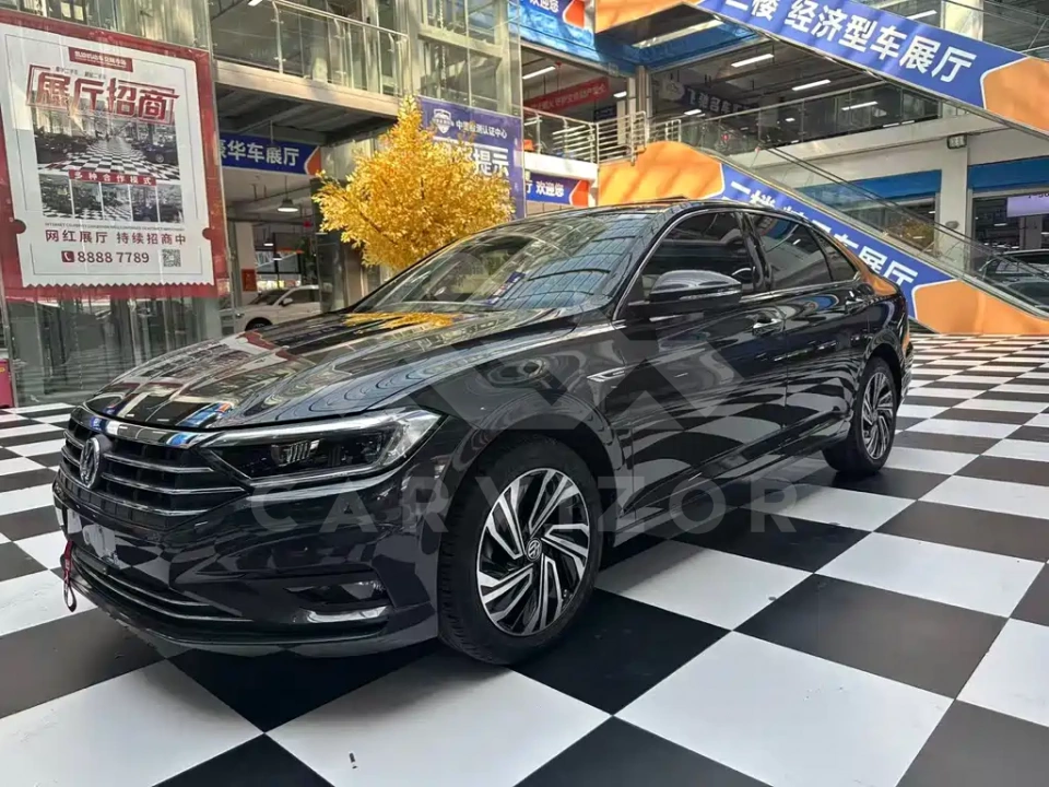 Volkswagen Sagitar