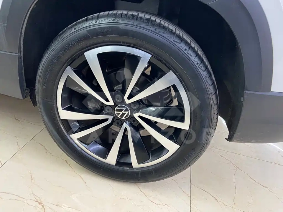 Volkswagen Tharu