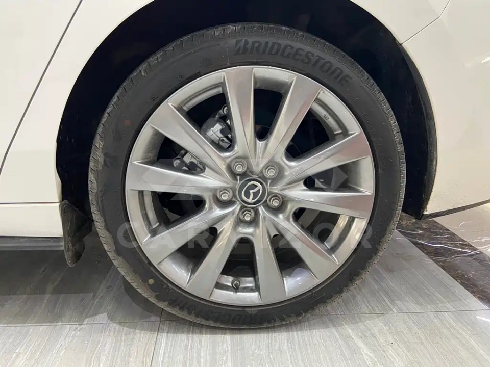 Mazda 3 Axela