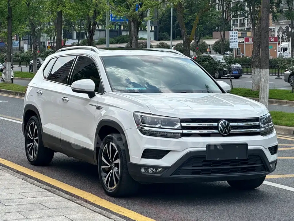 Volkswagen Tharu