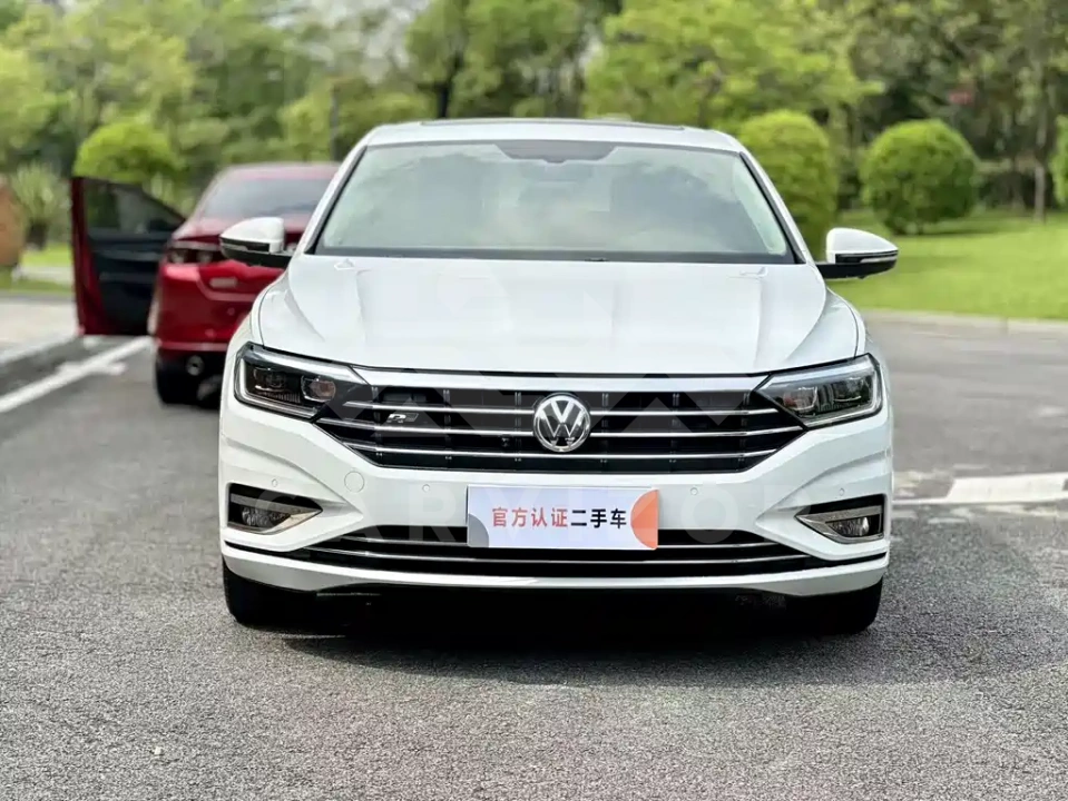 Volkswagen Sagitar