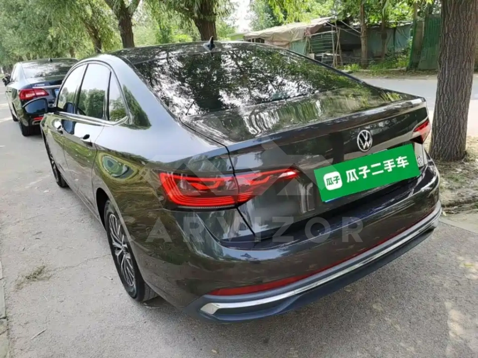 Volkswagen Sagitar