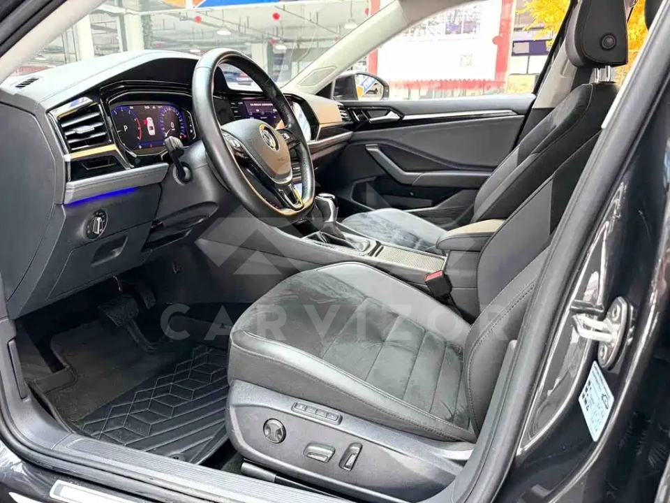 Volkswagen Sagitar