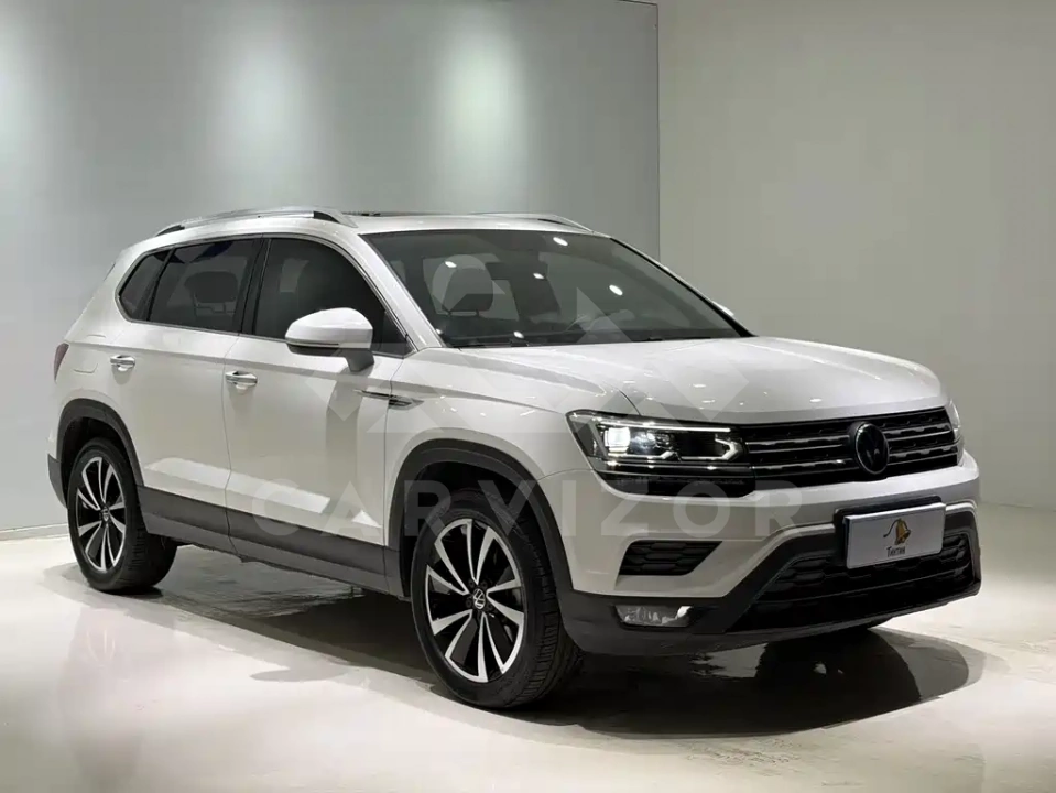 Volkswagen Tharu